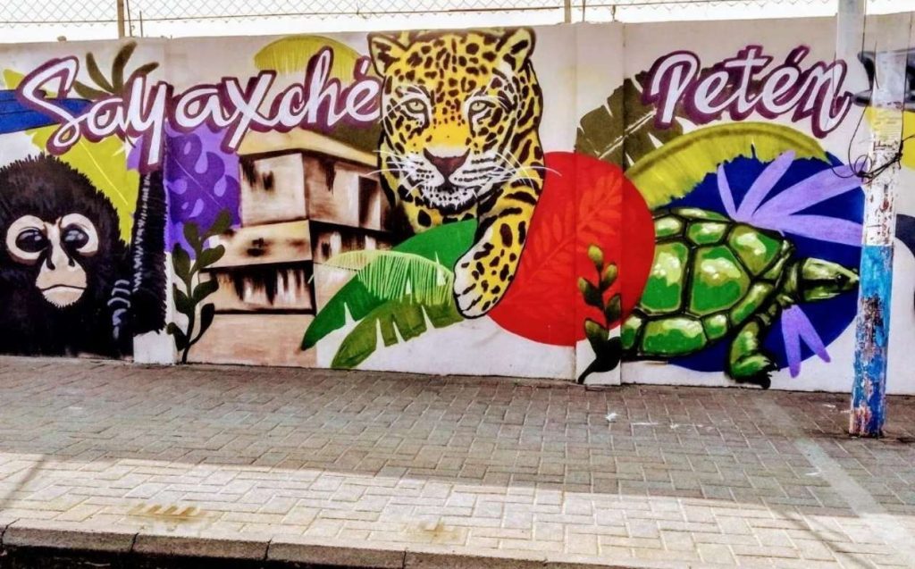 Vibrant Mural with various species of animals and plants, beautifying an urban space